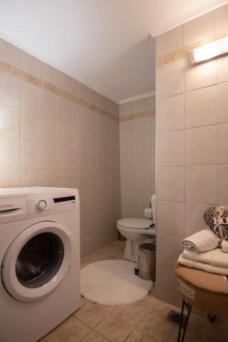 פיראוס Lovely,Central, Spacious 2-Bedrooms Apartment מראה חיצוני תמונה