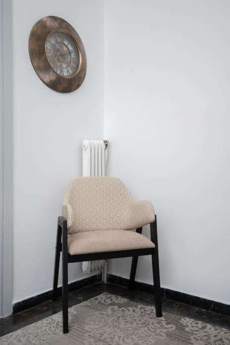 פיראוס Lovely,Central, Spacious 2-Bedrooms Apartment מראה חיצוני תמונה