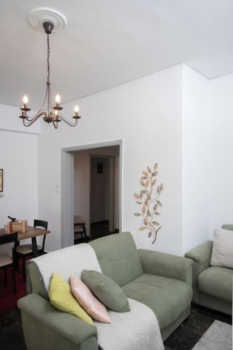פיראוס Lovely,Central, Spacious 2-Bedrooms Apartment מראה חיצוני תמונה